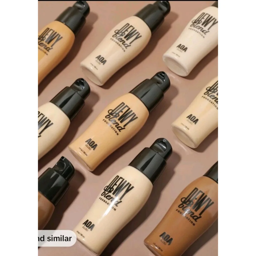 AOA Studio Dewey Blend Vegan Easy Pump Hydrating Non-Toxic Foundation Shade T3
